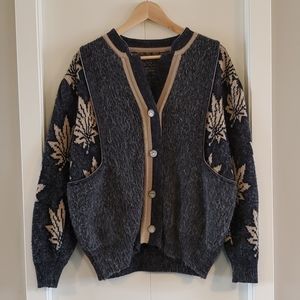 Vintage leaf sweater